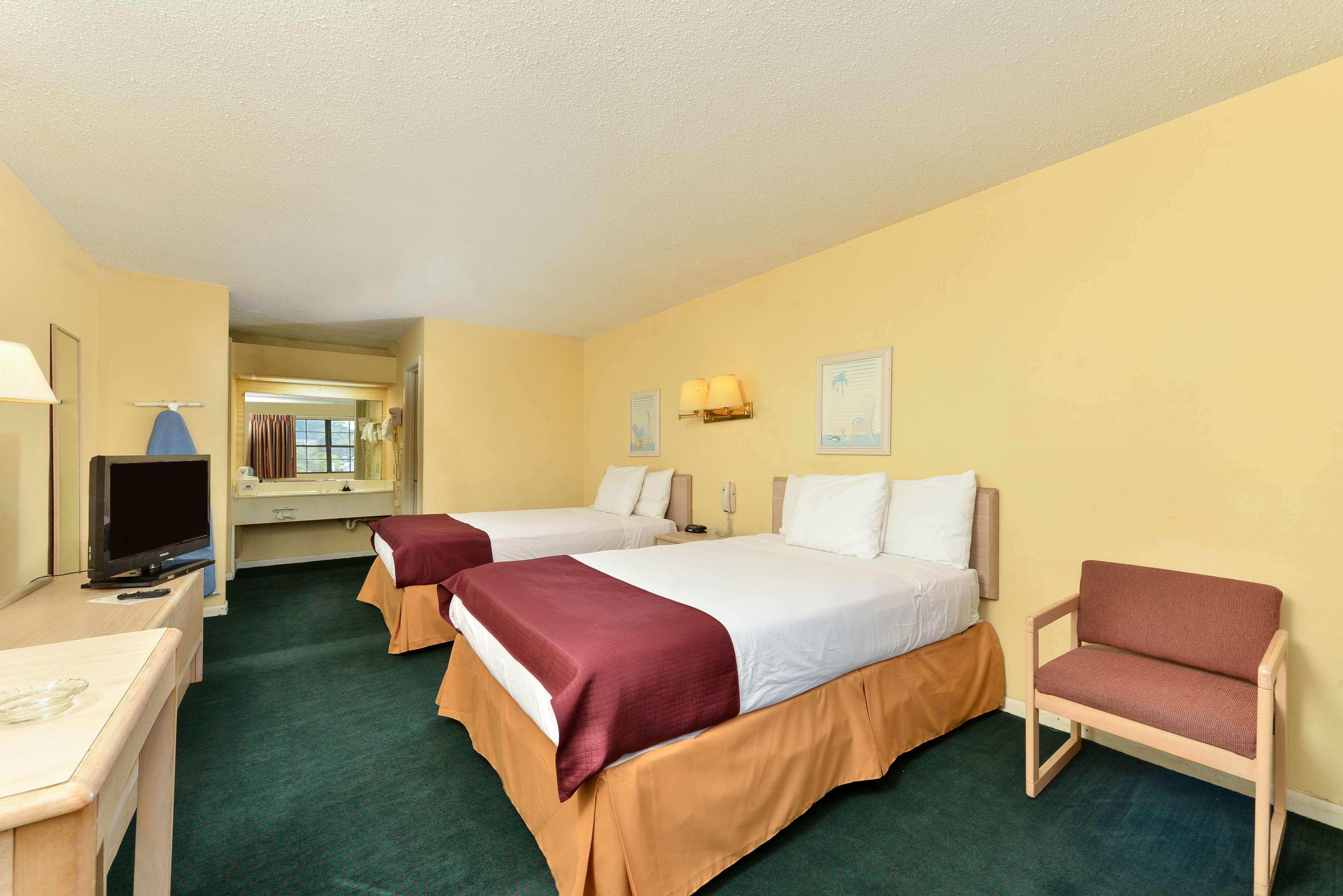 Hotel Bristol International 4*
